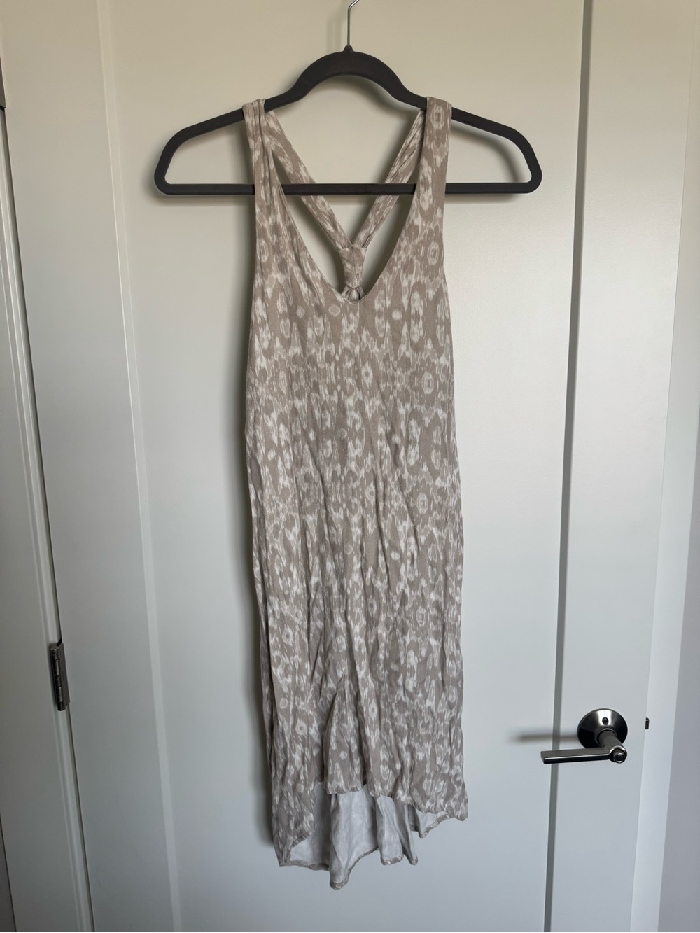 High-Low Sleeveless Dress in Taupe Ikat Print